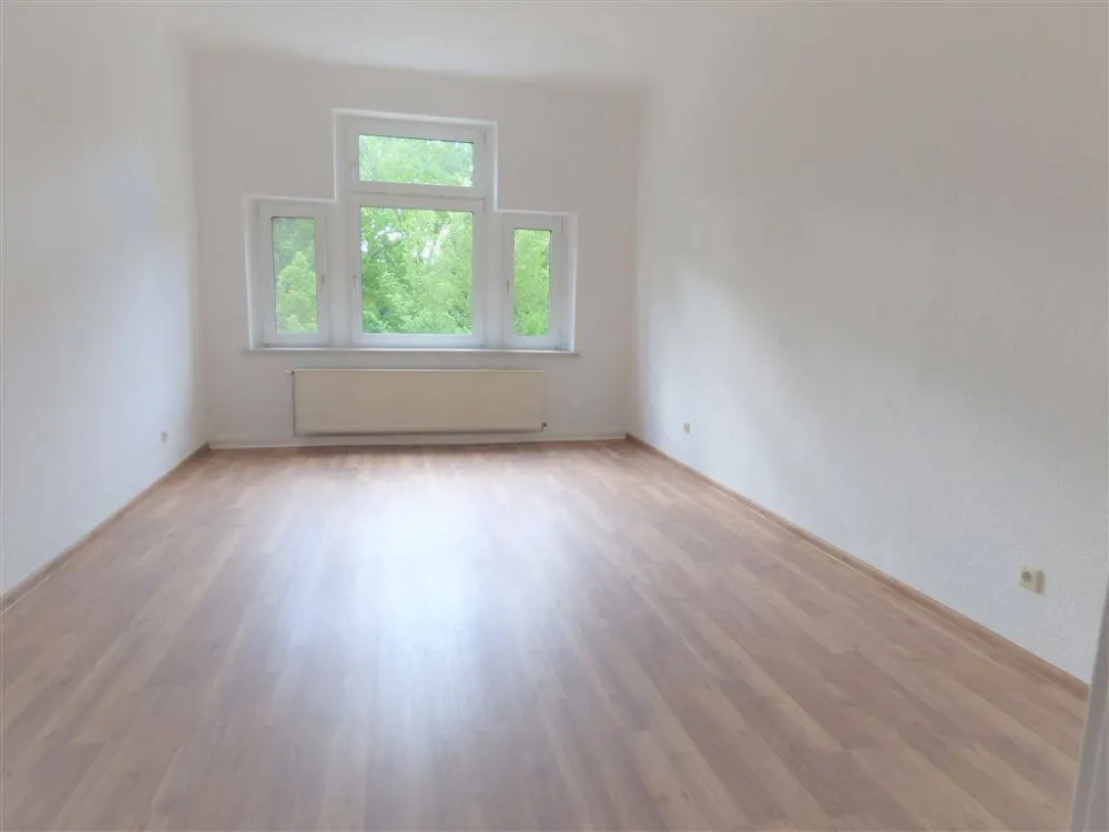 Leutzsch - Beautiful 3-Room Apartment | Guest WC | Rental Garden!