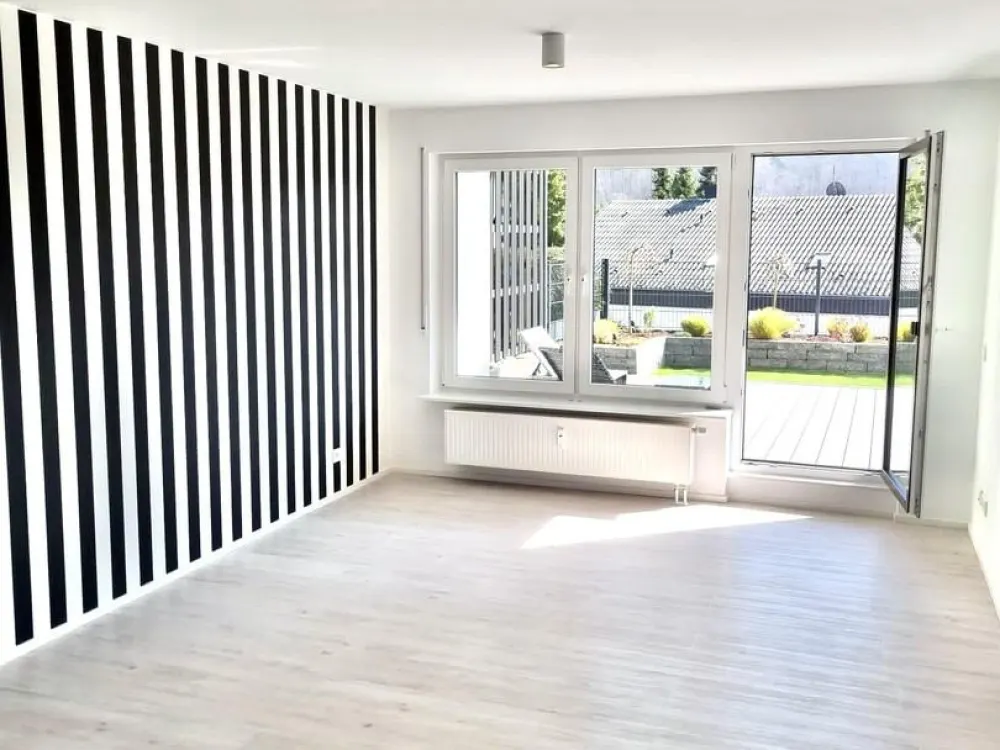 Premium-Wohnen im Grünen 2,5 Zimmer Terrassen Wohnung in Leonberg Ramtel