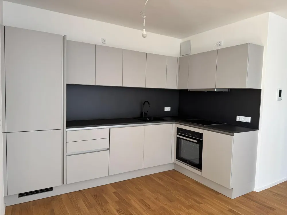 Geräumige 4-Zimmer-Wohnung mit hochwertiger Ausstattung
