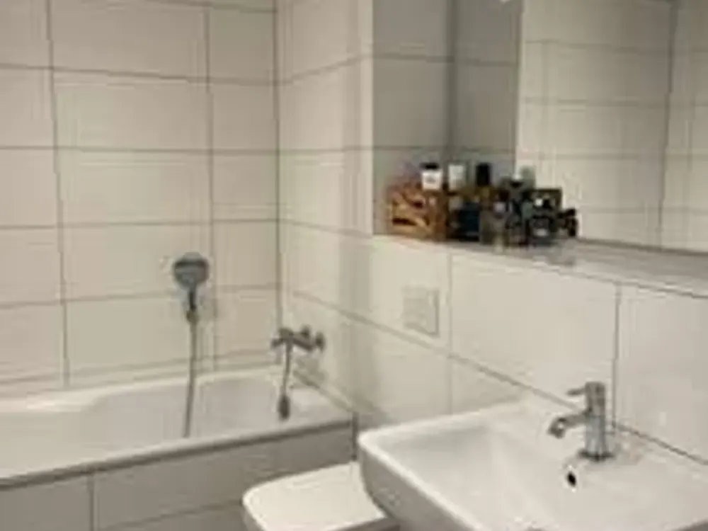 Moderne 4 Zimmer Wohnung im Vorderen Westen