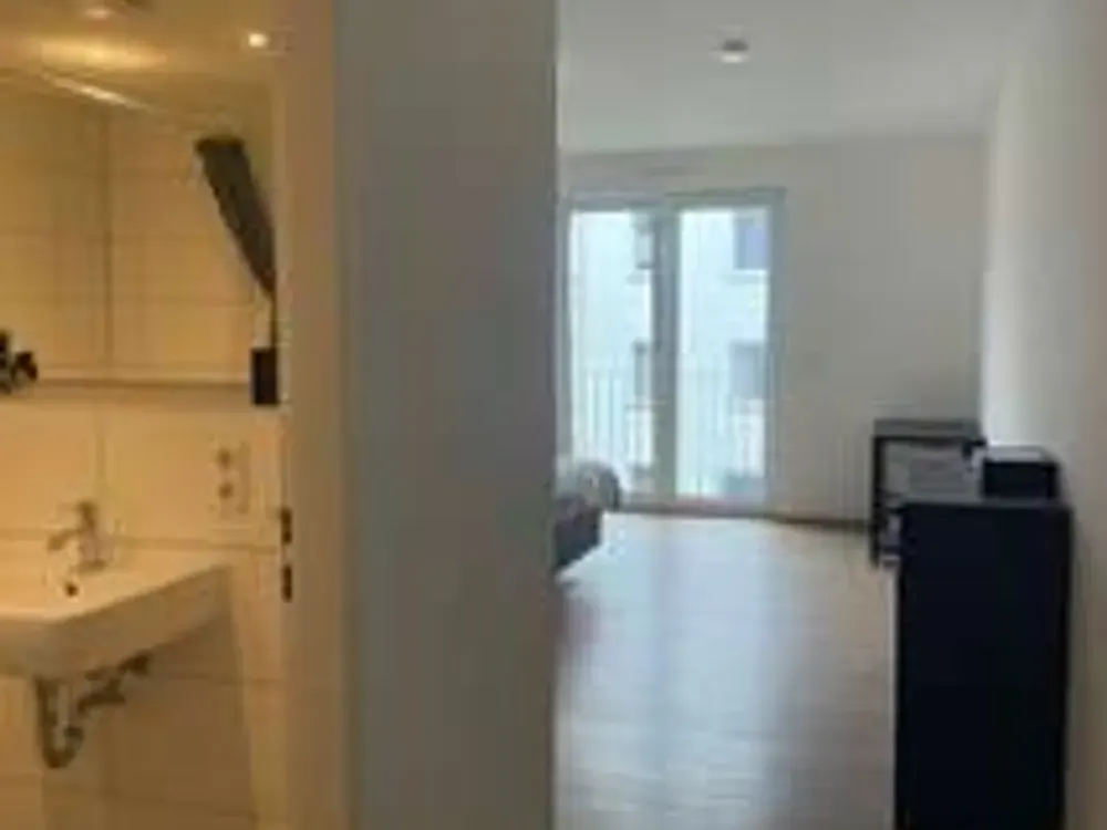 Moderne 4 Zimmer Wohnung im Vorderen Westen