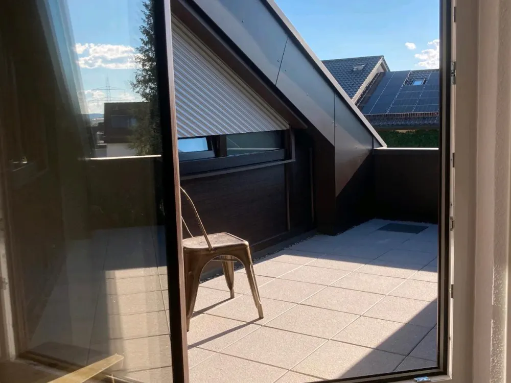 1 Zimmer Dachgeschosswohnung in Plieningen zu vermieten