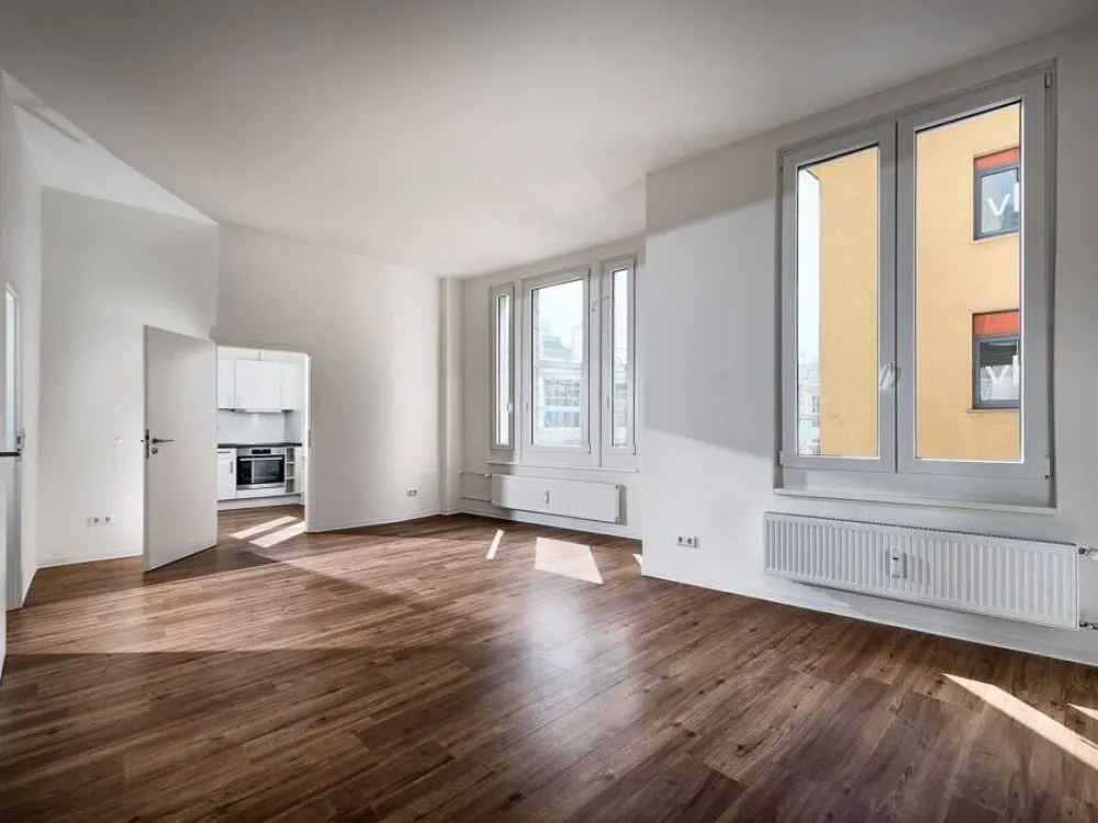Direkt vom Eigentümer: traumhafte, sanierte Altbauwohnung mit viel Licht und Charme