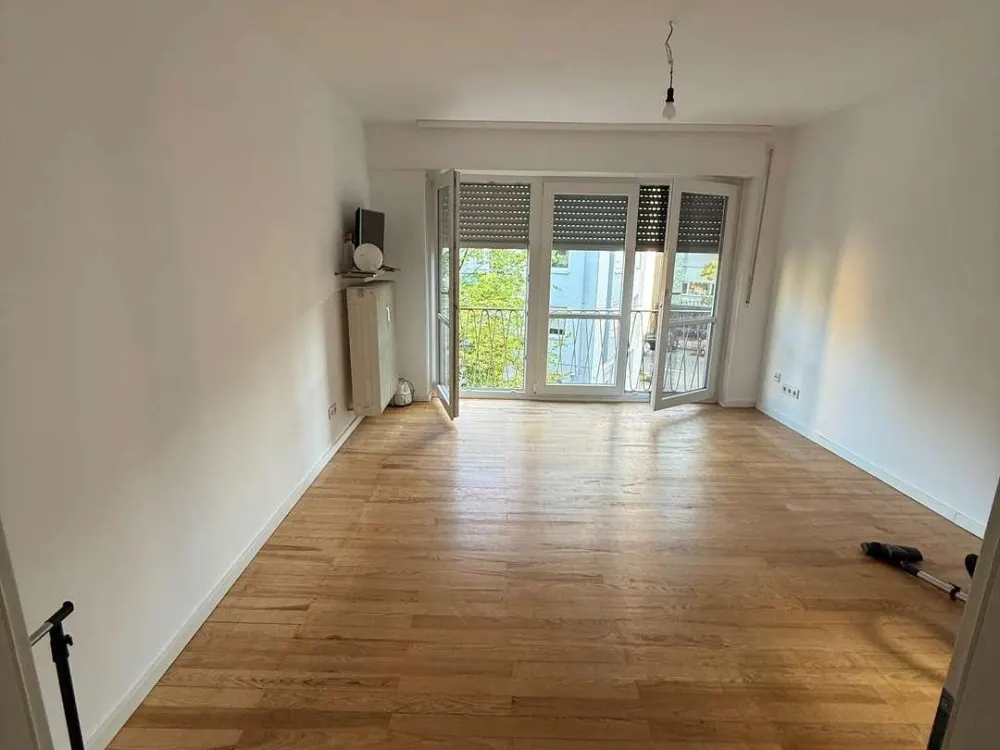 1 - Zimmer-Wohnung in Nürnberg - nähe Rathenauplatz !