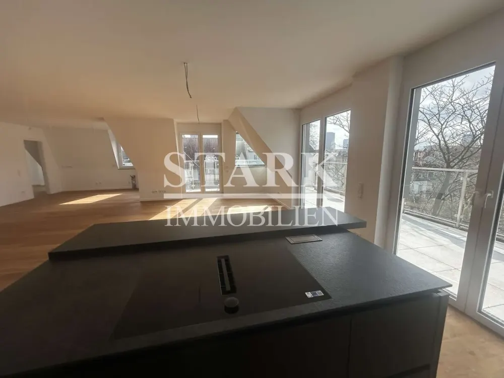 **Exklusive 3-ZW mit 2 En-suite-Bädern & großer Terrasse**