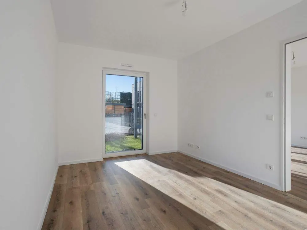 Erstbezug: 2-Zimmerwohnung mit Gartenanteil!