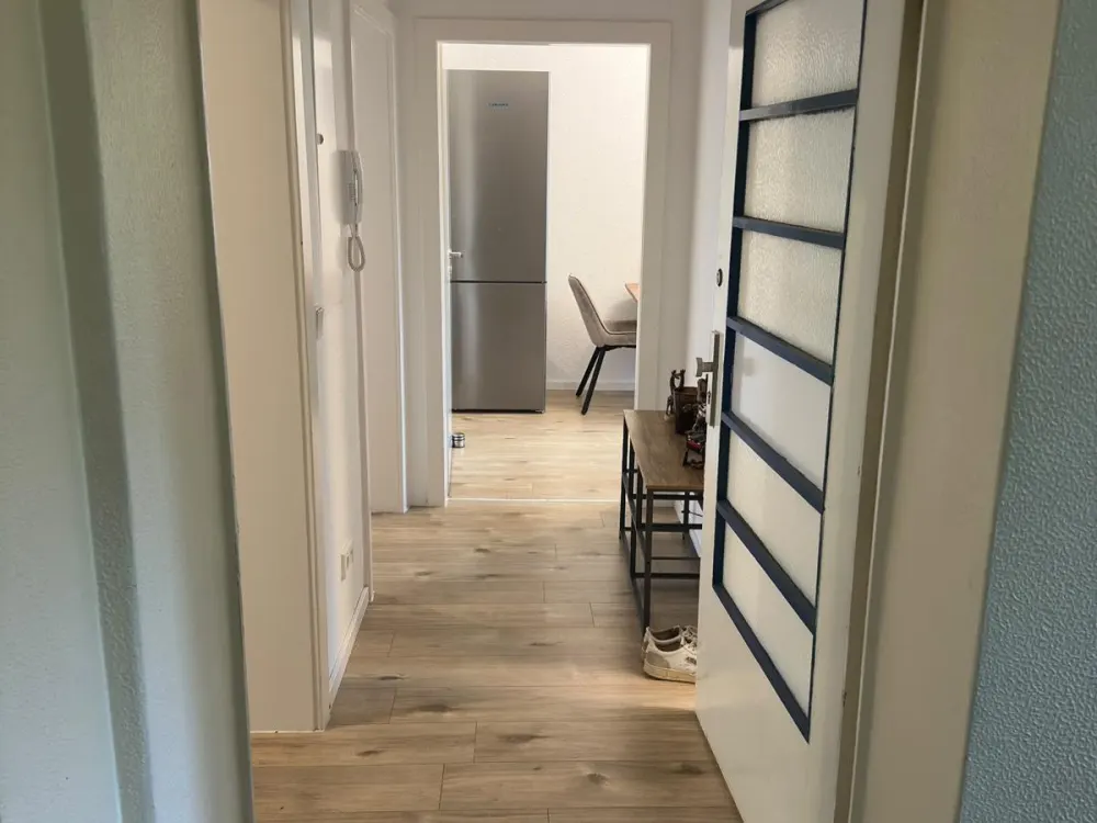 شقة عصرية مكونة من 2.5 غرفة مع شرفة. Vorderer Westen Kassel