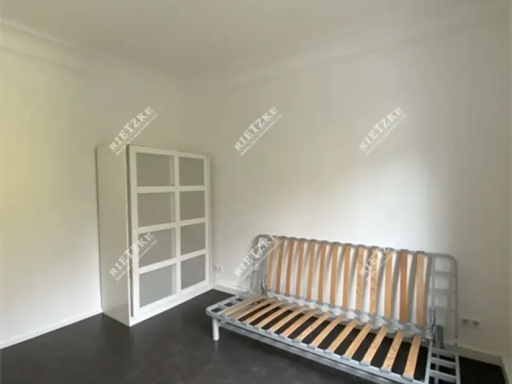 Helle, geräumige WG-Zimmer für Studenten oder Monteure