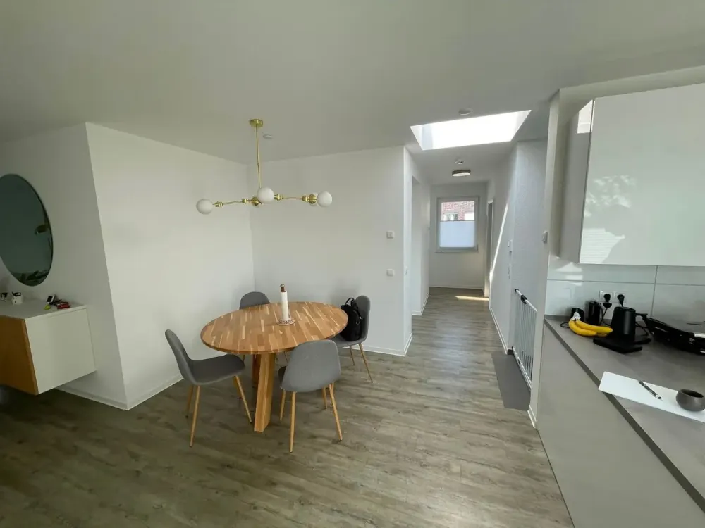 Helle 3-Zimmer-Penthouse-Wohnung Dachterrasse in zentraler Lage