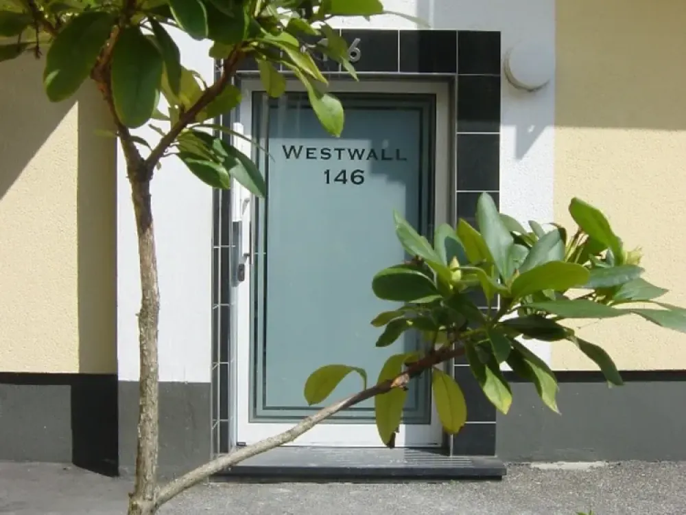 +++ HELLE 3 ZIMMER WOHNUNG IN ZENTRALER LAGE +++
