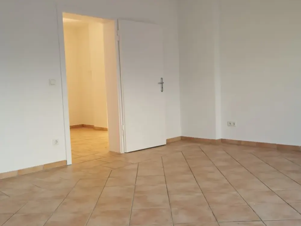 +++ HELLE 3 ZIMMER WOHNUNG IN ZENTRALER LAGE +++