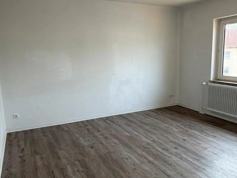 2-Zimmer-Wohnung mit Tageslichtbad in ruhiger Lage