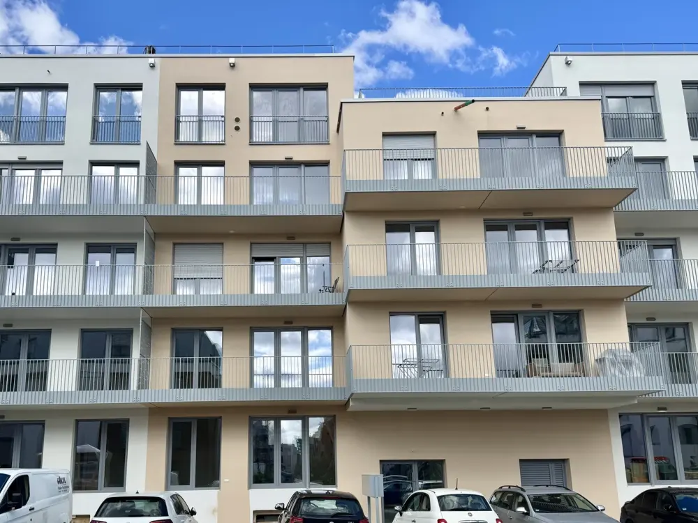 1 Zimmerwohnung mit Einbauküche und Balkon