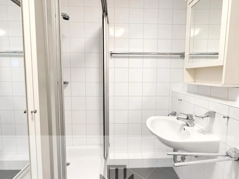 Zentral wohnen in Bad Homburg 2-Zimmer-Wohnung im DG zu vermieten!!