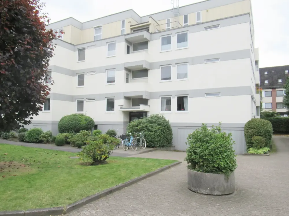 Radio Bremen Viertel, gepfl. 3 Zi.Whng mit großen Balkon + 1 Garage