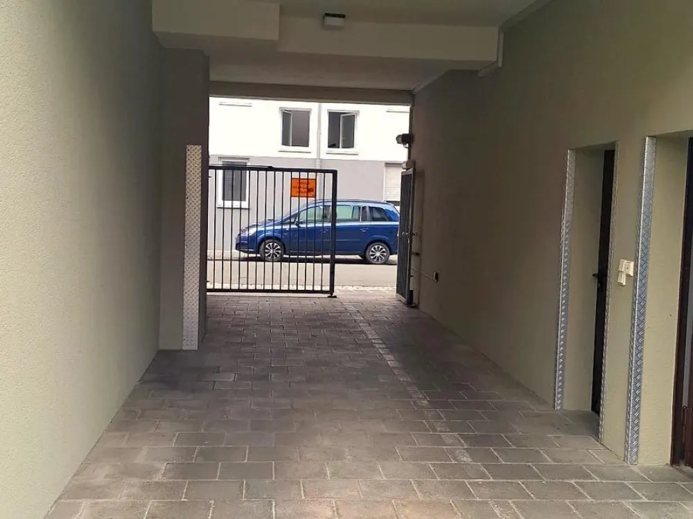 2-Zimmer-DGWohnung m Einbauküche u Stellplatz Nürnberg-Südstadt