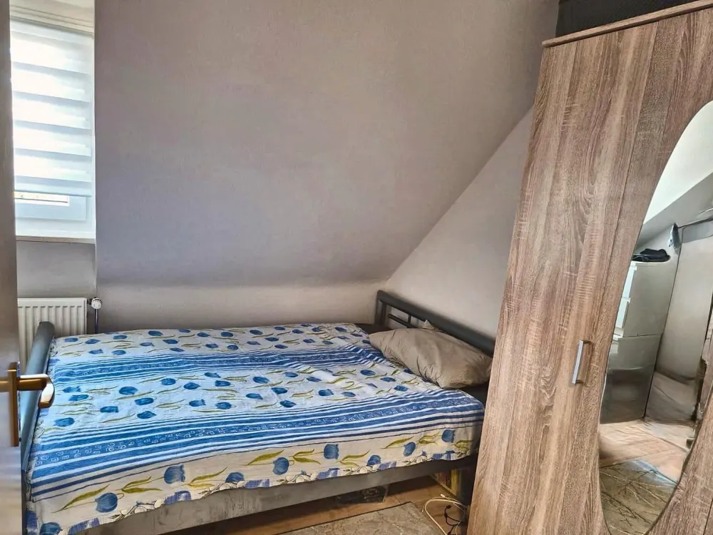 2-Zimmer-DGWohnung m Einbauküche u Stellplatz Nürnberg-Südstadt