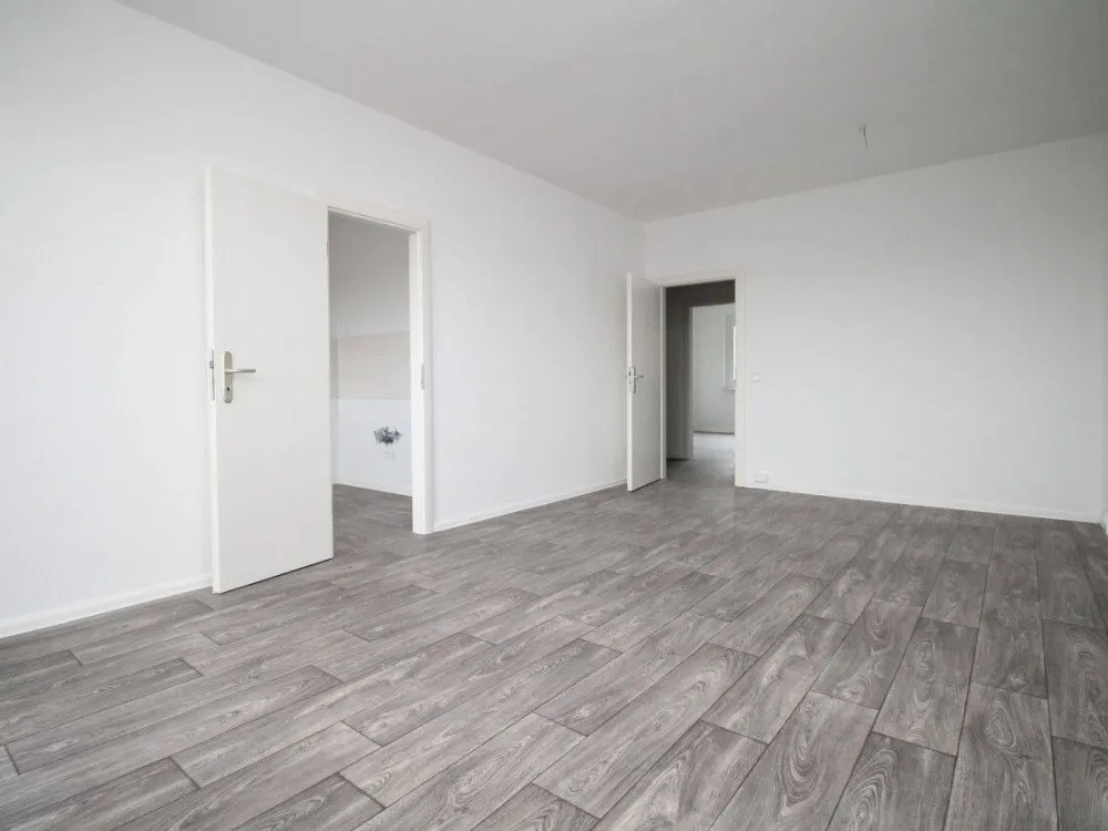 Moderne Zweiraumwohnung, gute Anbindung ans Stadtzentrum