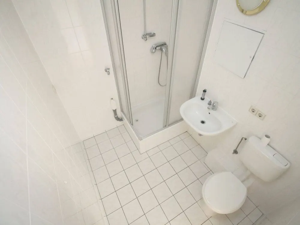 Moderne Zweiraumwohnung, gute Anbindung ans Stadtzentrum