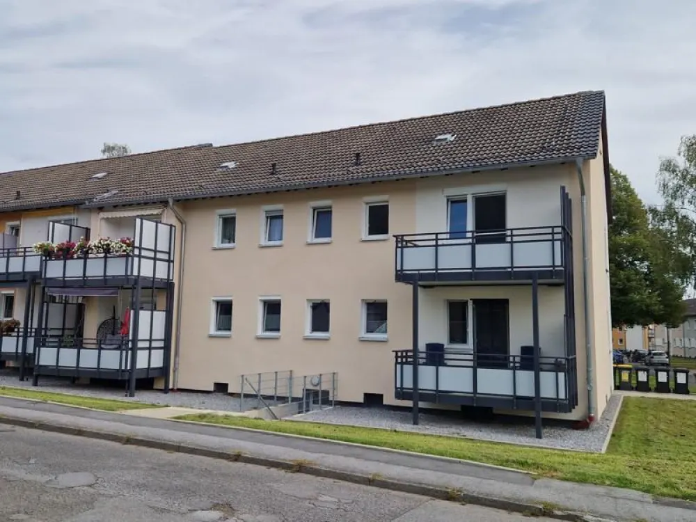 Gelegenheit: renovierte 3-Zimmer-Wohnung mit Balkon