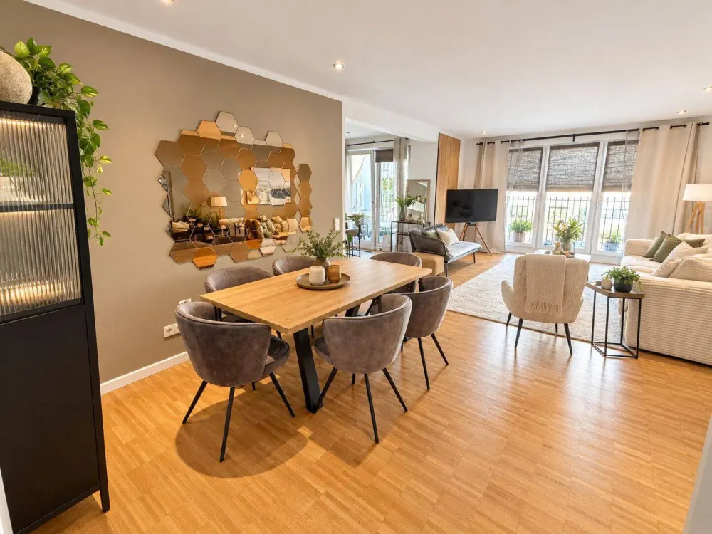 Großzügige 3- bis 4-Zimmer-Wohnung in Köln-Niehl | ca. 109 m² | große Wohnküche | Balkon | Aufzug