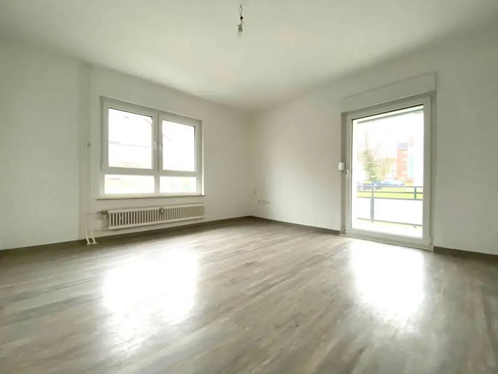 TOP renovierte Wohnung in demnächst frisch modernisiertem Gebäude!
