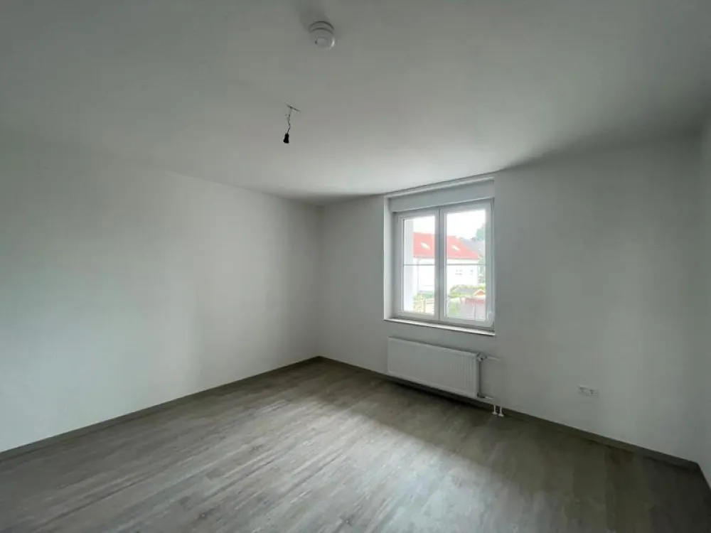 Smarter Wohnen: weitläufige 3-Raum-Wohnung mit zusätzlichem Mansardenzimmer*