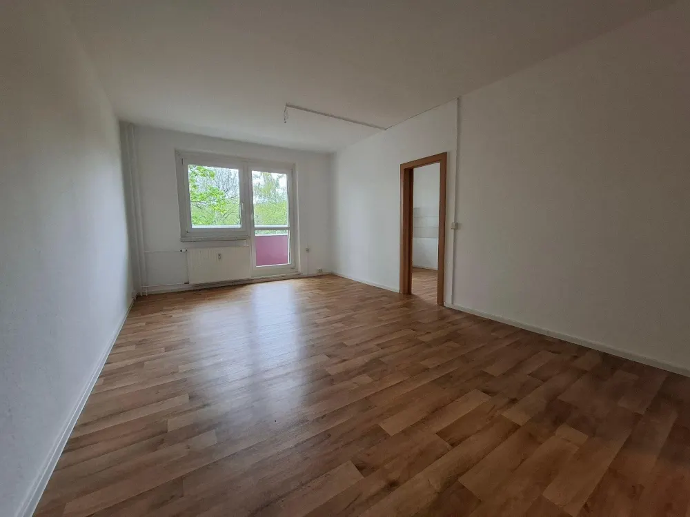 2-Zimmer-Wohnung im 4.OG mit West-Balkon in Bad Dürrenberg!