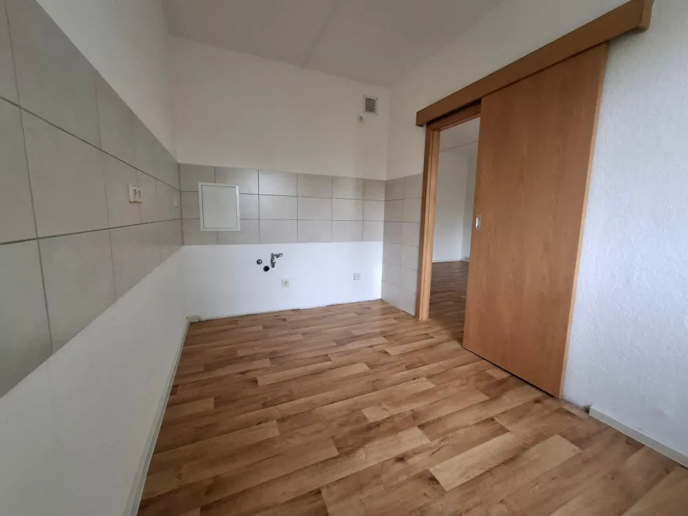 2-Zimmer-Wohnung im 4.OG mit West-Balkon in Bad Dürrenberg!