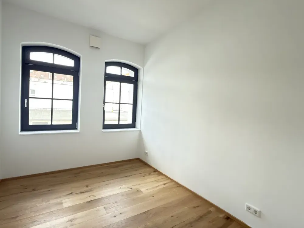 3-Zimmer, Altlindenau, Balkon, Einbauküche, Kochinsel, Erstbezug, Fußbodenheizung, A+, Hinterhaus.
