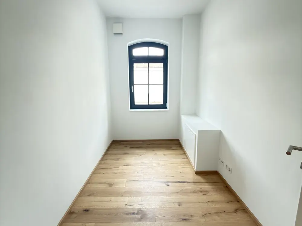 3-Zimmer, Altlindenau, Balkon, Einbauküche, Kochinsel, Erstbezug, Fußbodenheizung, A+, Hinterhaus.