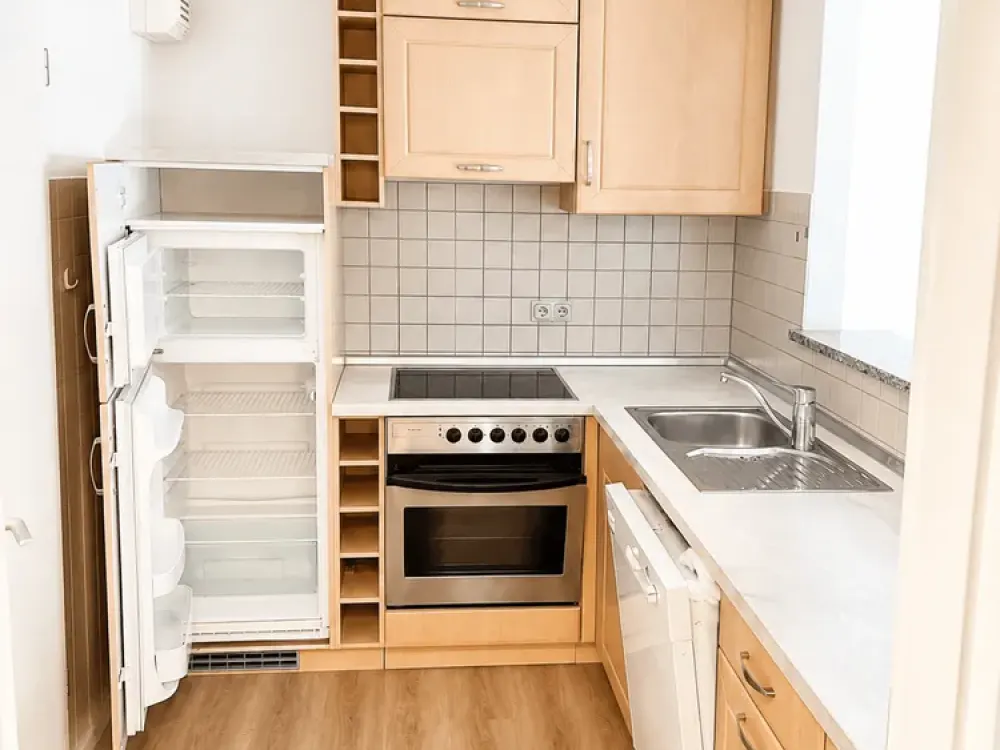 Attractive 1-Room Apartment in Quiet/Central Location of Alt-Saarbrücken