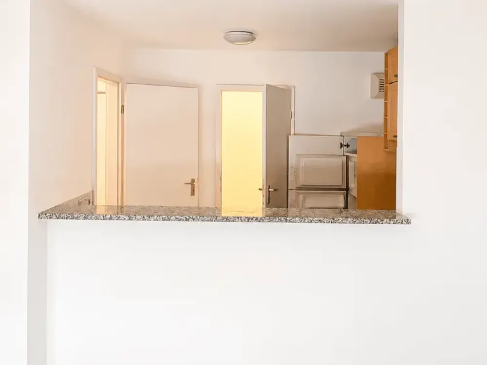 Attractive 1-Room Apartment in Quiet/Central Location of Alt-Saarbrücken
