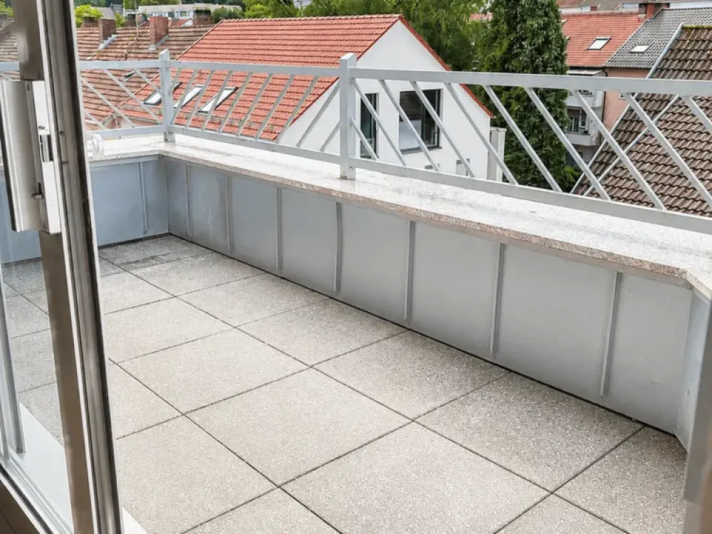 Attractive 1-Room Apartment in Quiet/Central Location of Alt-Saarbrücken