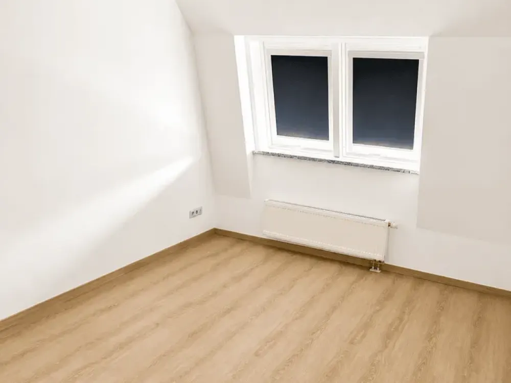 Attractive 1-Room Apartment in Quiet/Central Location of Alt-Saarbrücken