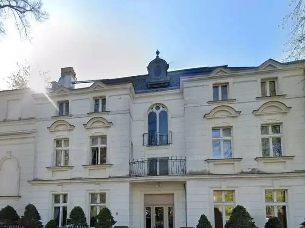 Berlin-Köpenick (Grünau): Befristete Vermietung, vollmöbliert - tolle Altbauwohnung in Wasserrlage (2-er WG geeignet)