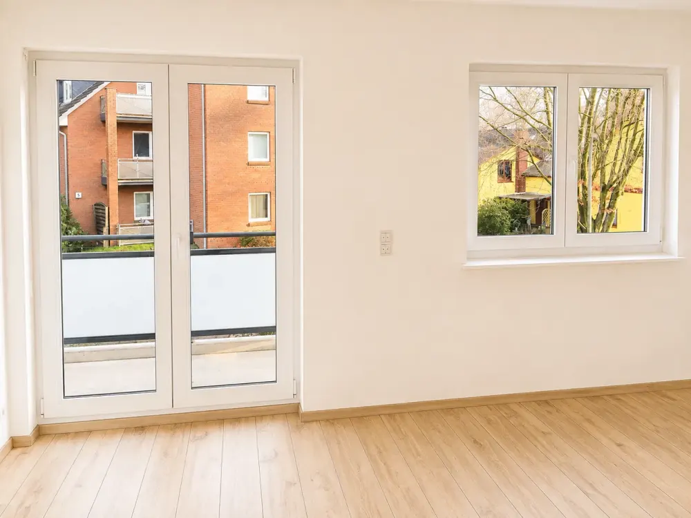 Moderne 2-Zimmer-Wohnung mit großem Balkon, Keller und Stellplatz