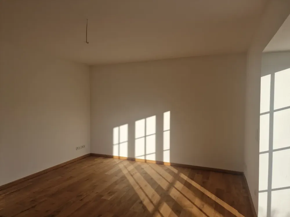 Elegant 4-Room Maisonette Apartment with Terrace and Outdoor Parking Spaces in Everswinkel