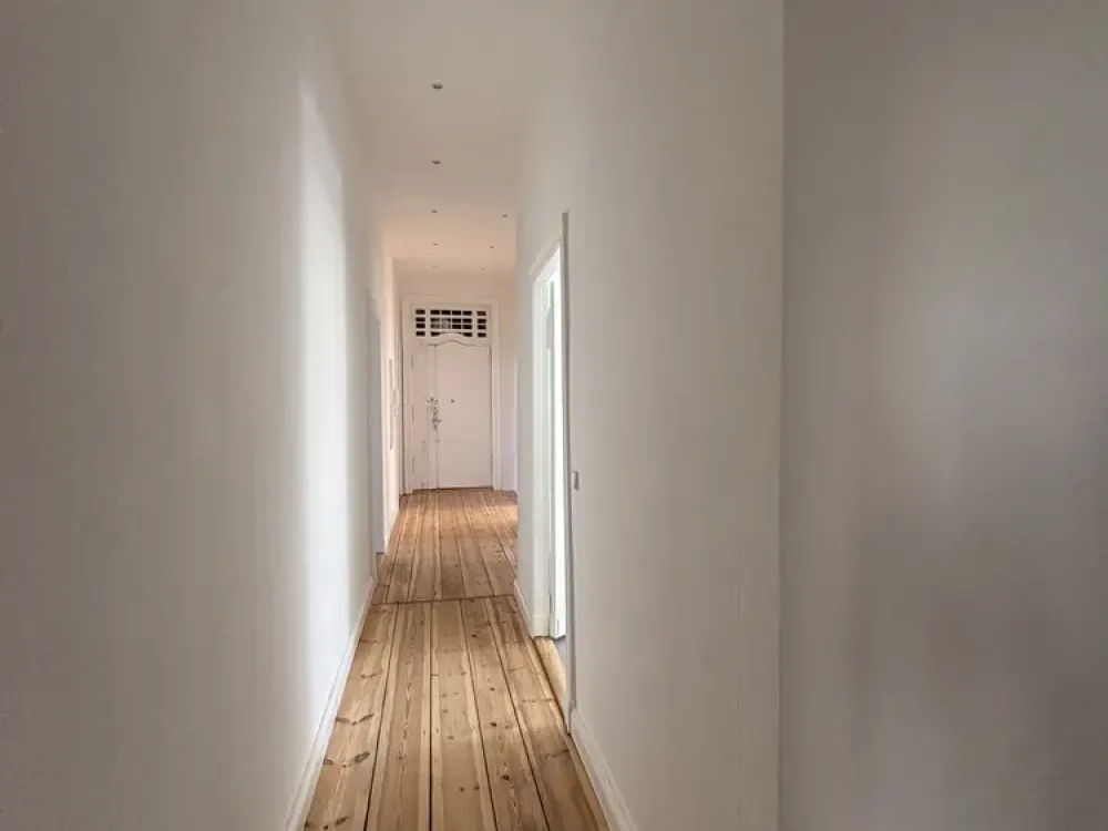 Dachgeschoss-Highlight in charmanten Altbau