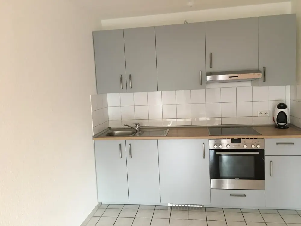 Hilden-Nord: Helle 2-Zi-Whg inkl. Einbauküche, neuem Boden, Aufzug, Fußbodenheizung am Nordmarkt