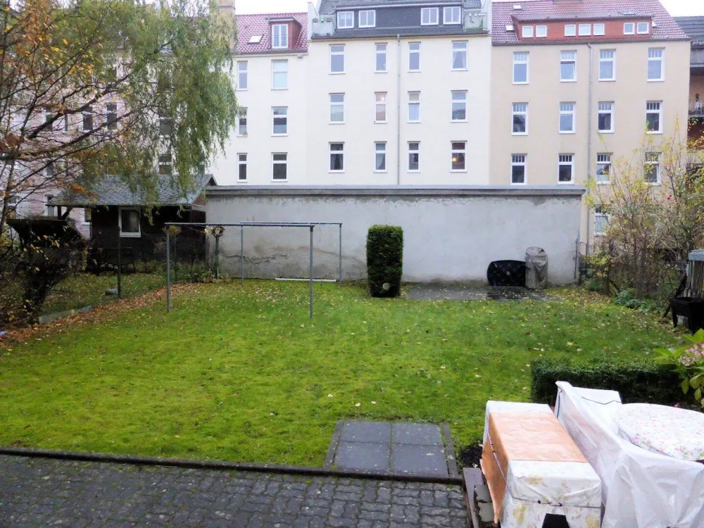 Schöne KTV-Whg., Lam., Gem.- Garten im Innenhof ab 01.12. 2026