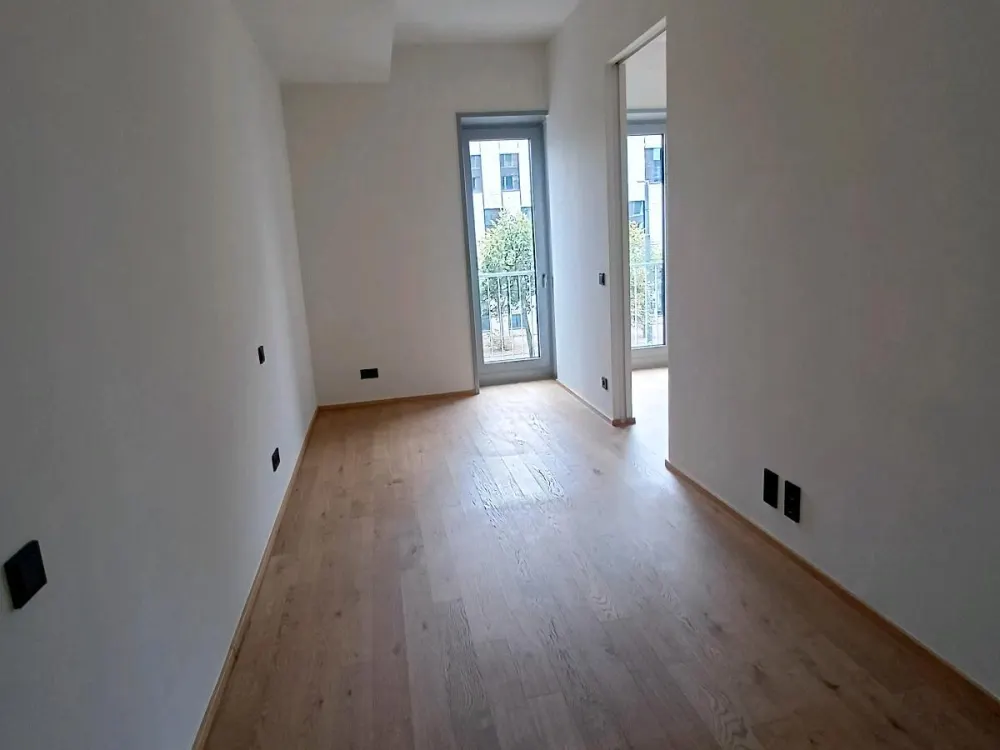 Looking for a new tenant for 2-room apartment