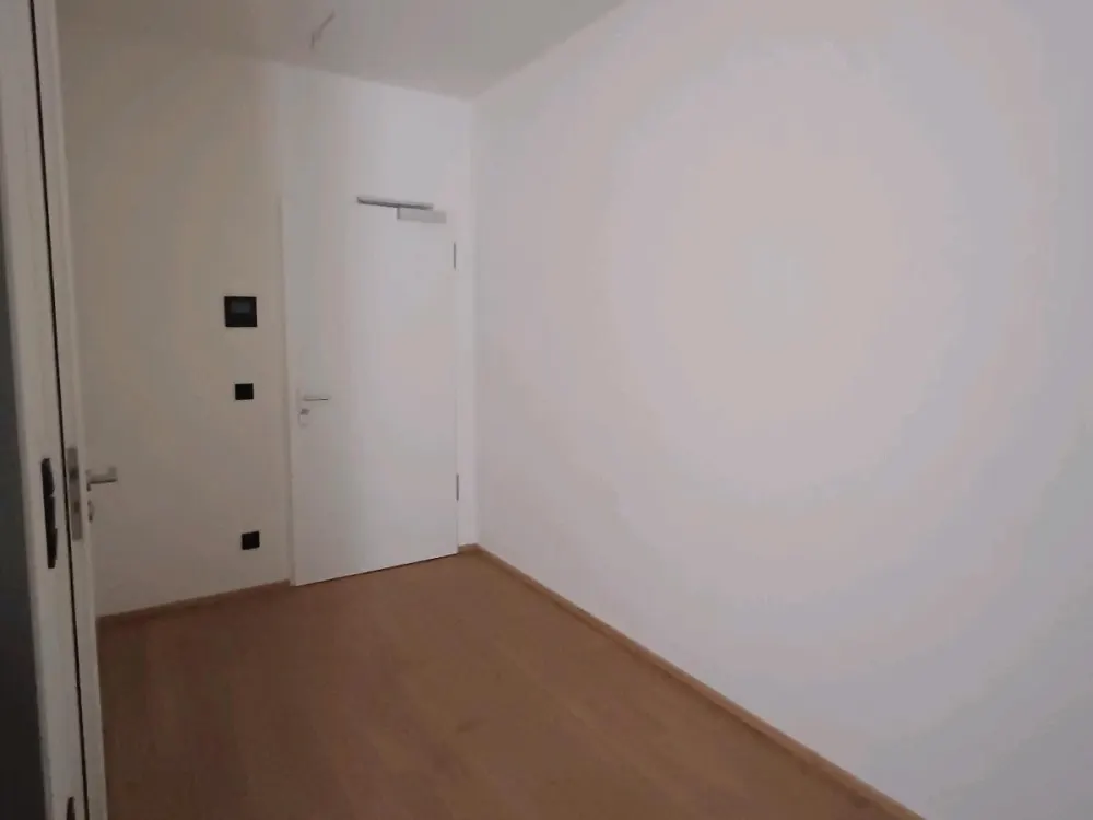 Looking for a new tenant for 2-room apartment