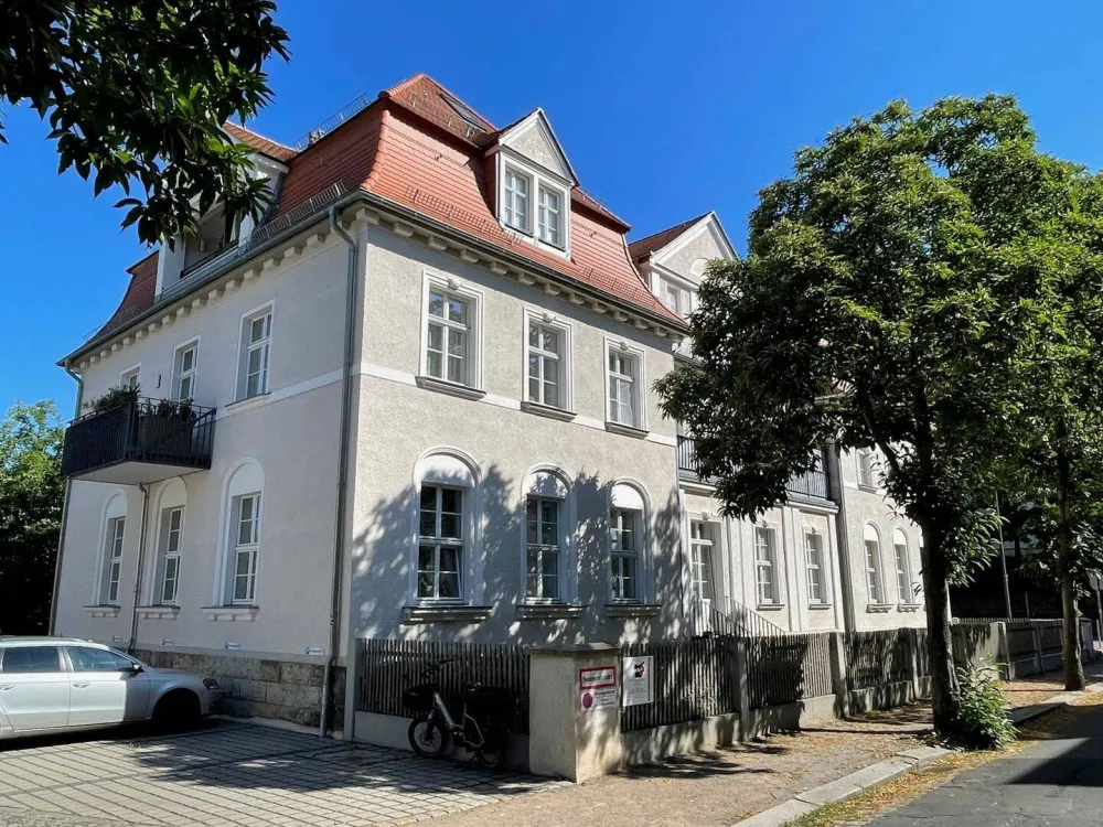 Familienfreundliche Wohnung in Loschwitz, Dresden, Modern und Geräumig