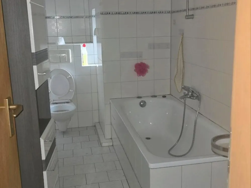 90QM 3.5 Zimmer Wohnung zu vermieten mit Balkon