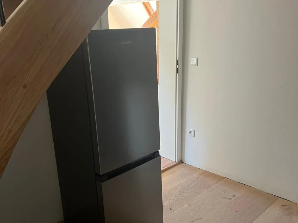 Helle Maisonette-Wohnung mit Balkon und EBK