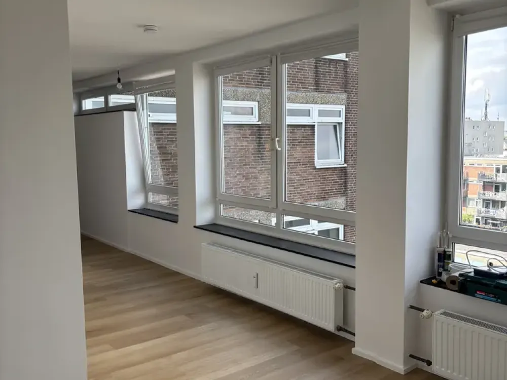 1-Zimmer- Appartement in Köln Sülz mit EBK + Stellplatz