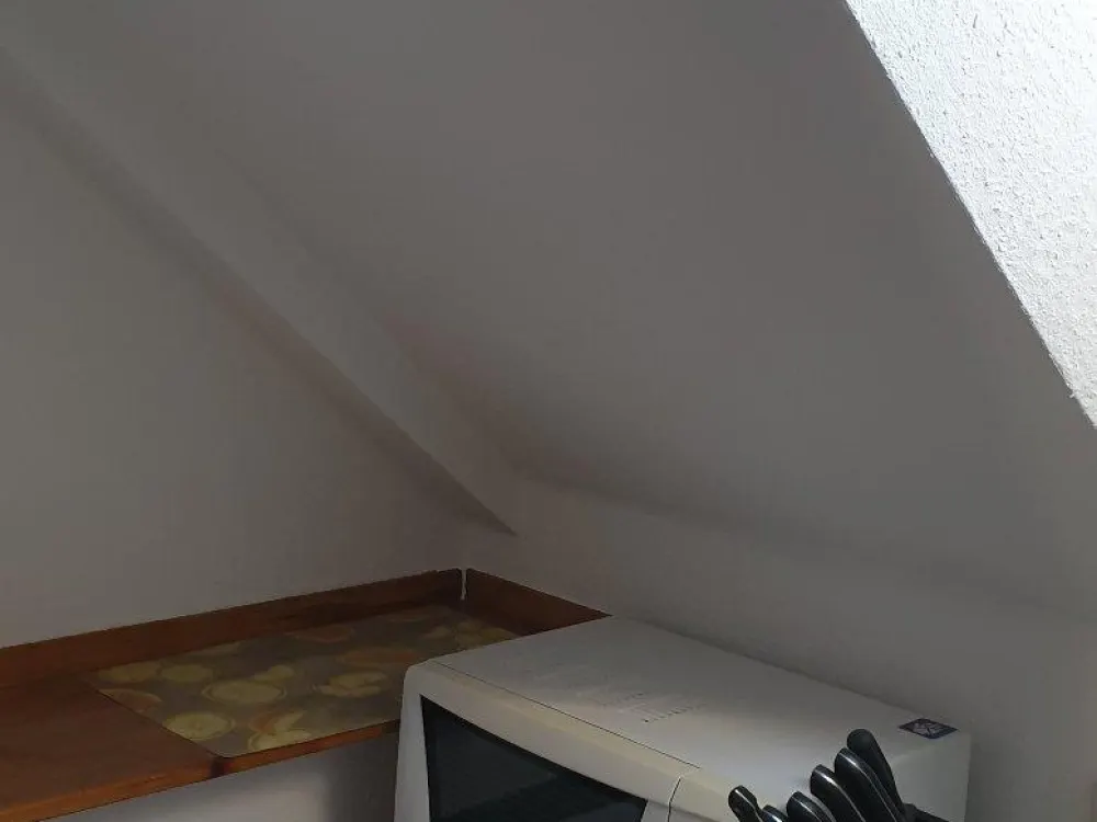 Möbliertes Einzelzimmer