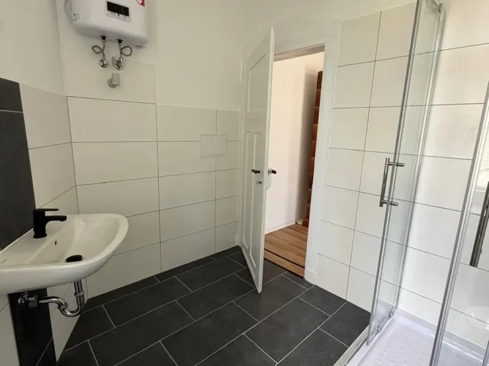 Wunderschöne modernisierte 5-Zimmer-Wohnung in Bestlage von Naunhof