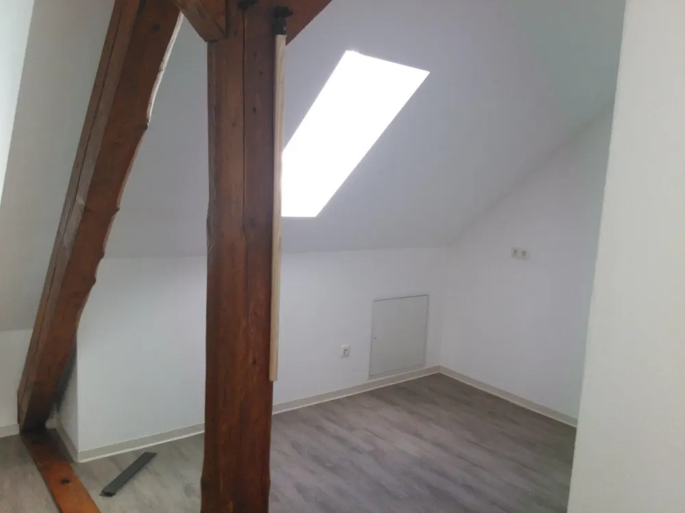Dachgeschosswohung zu vermieten